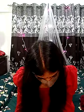 Snapshot of Cute-Bhavya chatting on 01.07.25 Cute-Bhavya online show from 01.07.25