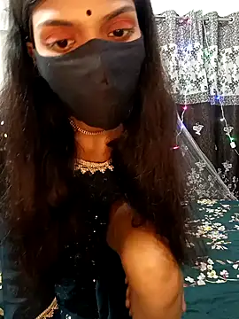 Snapshot of Cute-Bhavya chatting on 01.08.25 Cute-Bhavya online show from 01.08.25