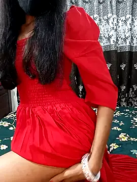 Snapshot of Cute-Bhavya chatting on 02.01.25 Cute-Bhavya online show from 02.01.25