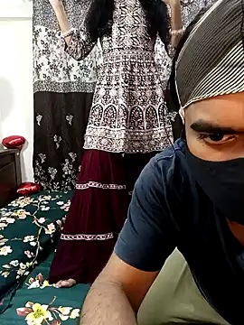Snapshot of Cute-Bhavya chatting on 02.03.25 Cute-Bhavya online show from 02.03.25