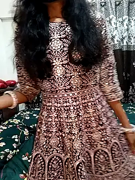 Snapshot of Cute-Bhavya chatting on 02.04.25 Cute-Bhavya online show from 02.04.25