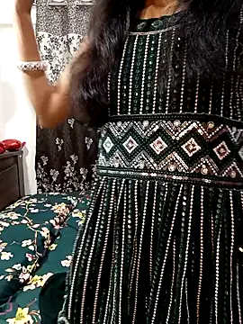 Snapshot of Cute-Bhavya chatting on 02.05.25 Cute-Bhavya online show from 02.05.25