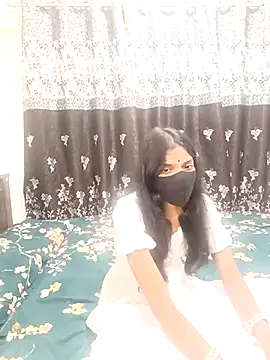 Snapshot of Cute-Bhavya chatting on 02.16.25 Cute-Bhavya online show from 02.16.25