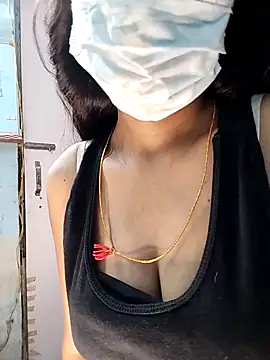 Snapshot of riyagupta5 chatting on 10.09.25 riyagupta5 online show from 10.09.25