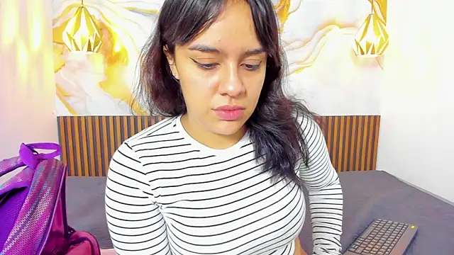 MelissaGilll online show from 11.26.25