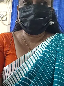 Snapshot of rekha_naier chatting on 06.14.26 rekha naier online show from 06.14.26