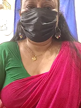Snapshot of rekha_naier chatting on 06.19.26 rekha naier online show from 06.19.26