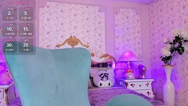 Snapshot of AllissonJames chatting on 10.20.25 AllissonJames online show from 10.20.25