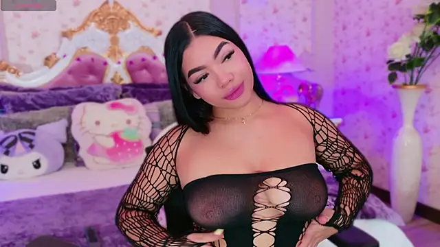 Snapshot of AllissonJames chatting on 11.16.25 AllissonJames online show from 11.16.25