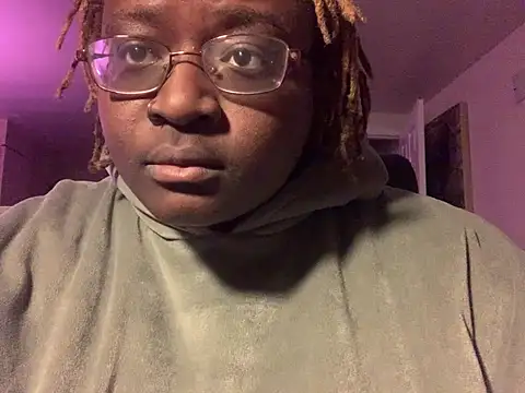 BigKittyRaven online show from 02.05.25