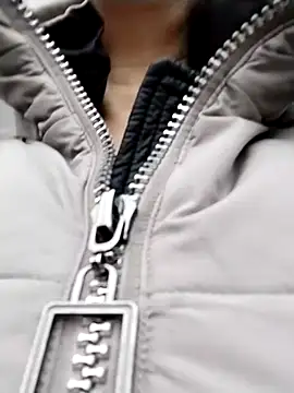 Lorrain Dorrie online show from 03.03.25