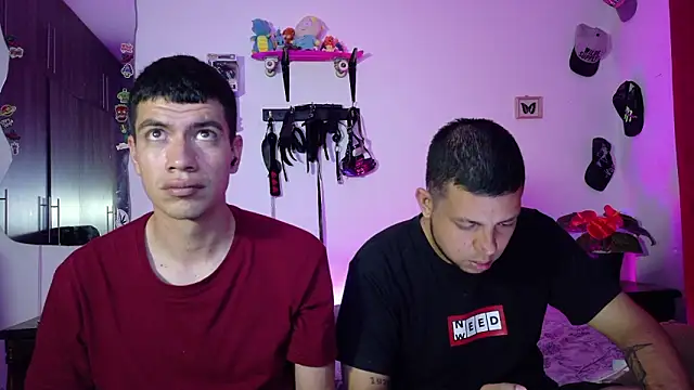 Snapshot of Nymphobuddies chatting on 02.19.26 Nymphobuddies online show from 02.19.26