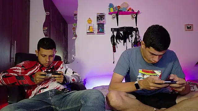 Snapshot of Nymphobuddies chatting on 02.21.26 Nymphobuddies online show from 02.21.26