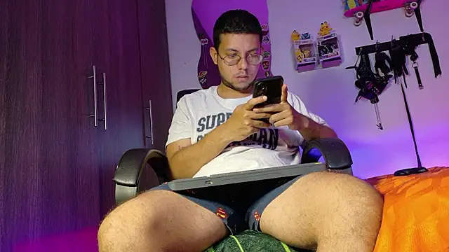 Nymphobuddies online show from 03.17.26