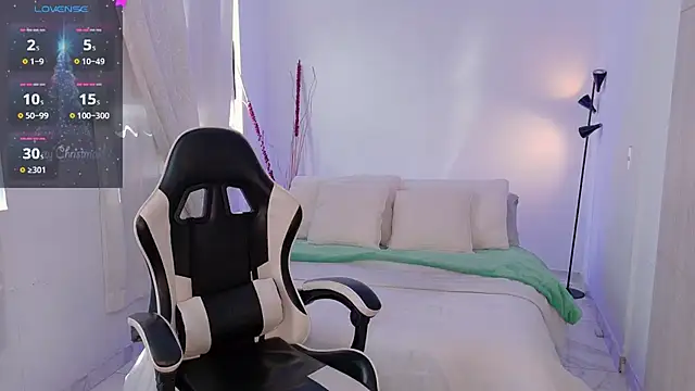 AnabelWolf online show from 01.05.26