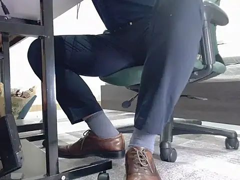 softlyS online show from 12.17.24