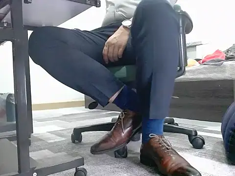 softlyS online show from 12.23.24