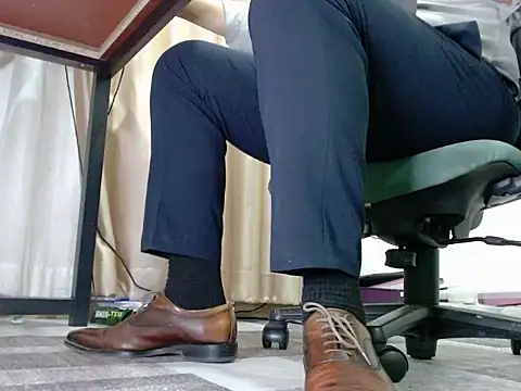 softlyS online show from 02.26.25