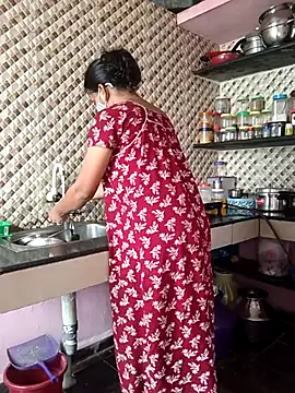 Tamil Shalini Lustyy online show from 09.10.25