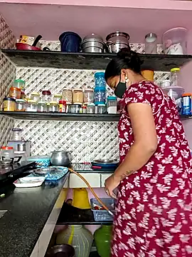 Tamil Shalini Lustyy online show from 10.21.25