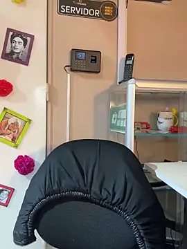 cherry coper online show from 10.06.25