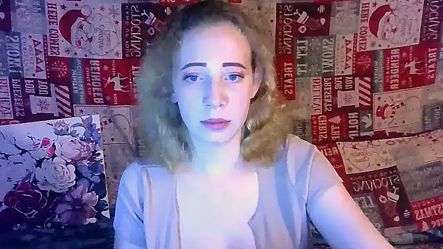 Snapshot of MelxMellie chatting on 03.14.25 MelxMellie online show from 03.14.25