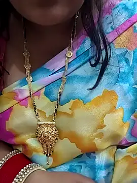 Snapshot of Mayuri77 chatting on 01.25.25 Mayuri77 online show from 01.25.25