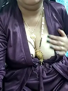 Snapshot of Mayuri77 chatting on 02.01.25 Mayuri77 online show from 02.01.25