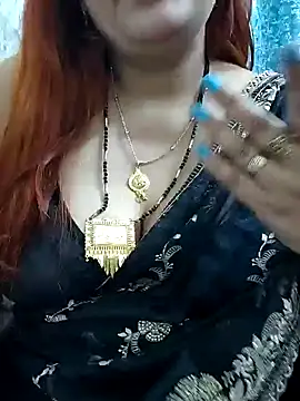 Snapshot of Mayuri77 chatting on 02.05.25 Mayuri77 online show from 02.05.25