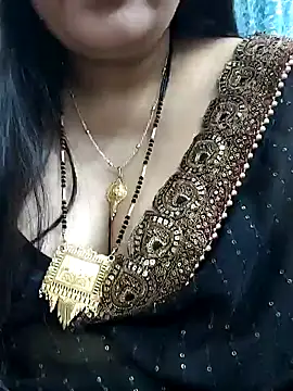 Snapshot of Mayuri77 chatting on 02.06.25 Mayuri77 online show from 02.06.25