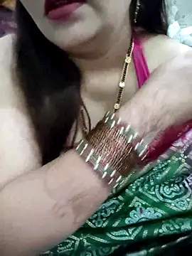 Snapshot of Mayuri77 chatting on 10.16.25 Mayuri77 online show from 10.16.25