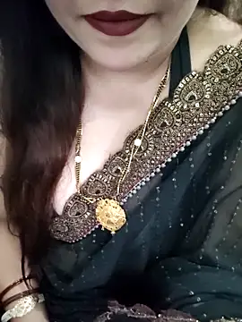 Snapshot of Mayuri77 chatting on 10.30.25 Mayuri77 online show from 10.30.25