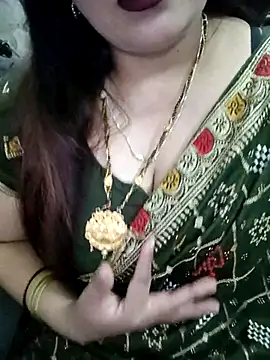 Snapshot of Mayuri77 chatting on 11.13.25 Mayuri77 online show from 11.13.25