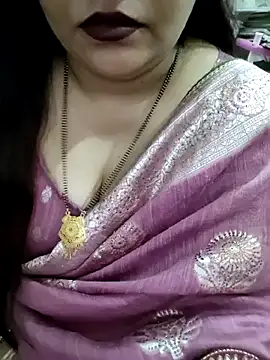 Snapshot of Mayuri77 chatting on 12.13.25 Mayuri77 online show from 12.13.25