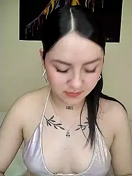 Emily-Hott- online show from 12.26.24