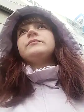 Eva Florence online show from 12.25.24