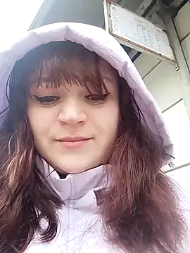 Eva Florence online show from 12.27.24