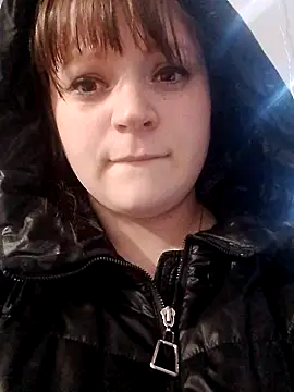 Eva Florence online show from 01.05.25