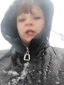 Eva Florence online show from 01.07.25