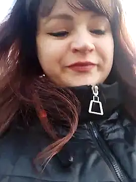 Eva Florence online show from 01.12.25