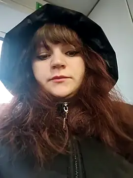 Eva Florence online show from 01.17.25