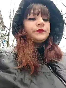 Eva Florence online show from 01.18.25