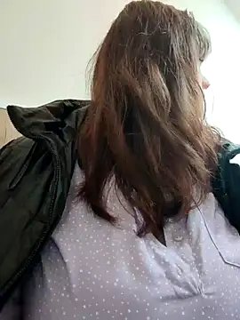 Eva Florence online show from 02.24.25