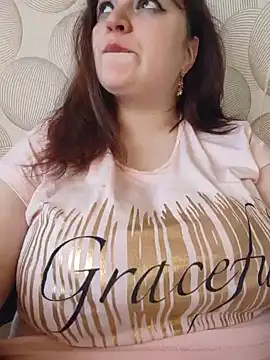 Eva Florence online show from 02.27.25