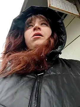 Eva Florence online show from 03.07.25