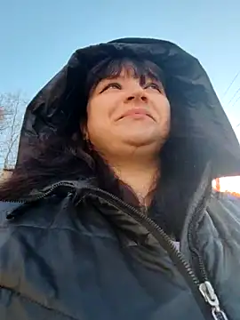 Eva Florence online show from 03.20.25