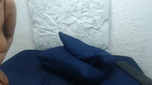 LolaTwerksXX online show from 03.04.25