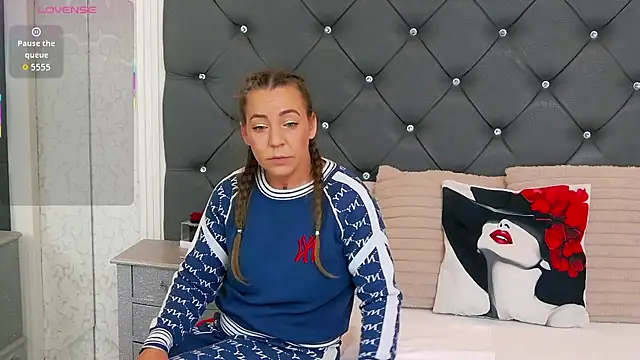 KatyNolan online show from 03.27.26