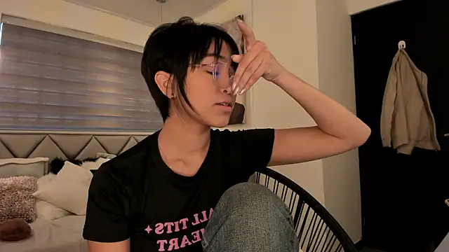im Luucy online show from 01.10.25