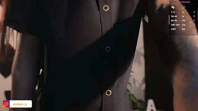 Snapshot of Ambeer_Rousess chatting on 11.25.25 Ambeer Rousess online show from 11.25.25